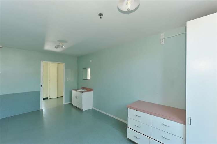 75 High Street Picton_21