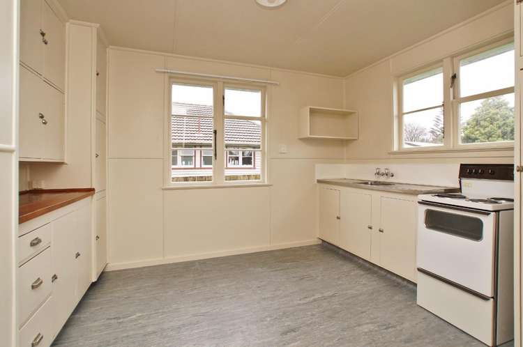 8 Sare Crescent Fairfield_3