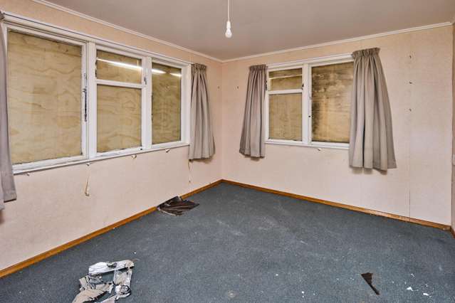 35 Durham Street Cannons Creek_4