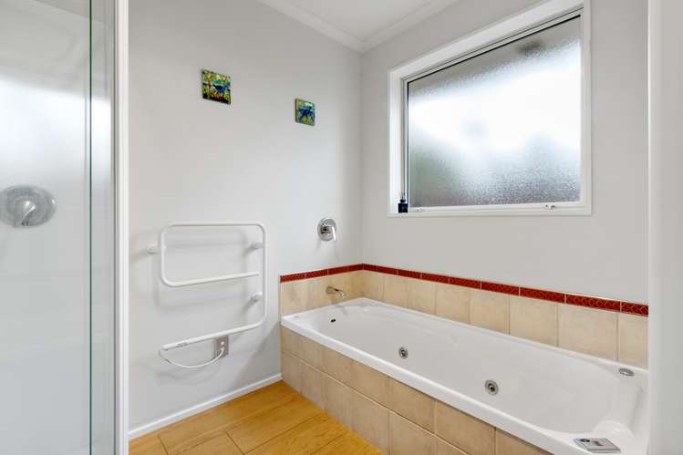 4 Becmead Drive Harewood_17