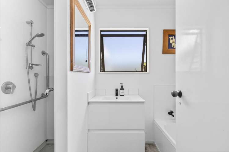 19 Clifford Avenue Bishopdale_9