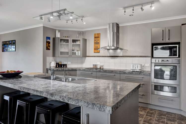 9 Denby Heights Hawera_6