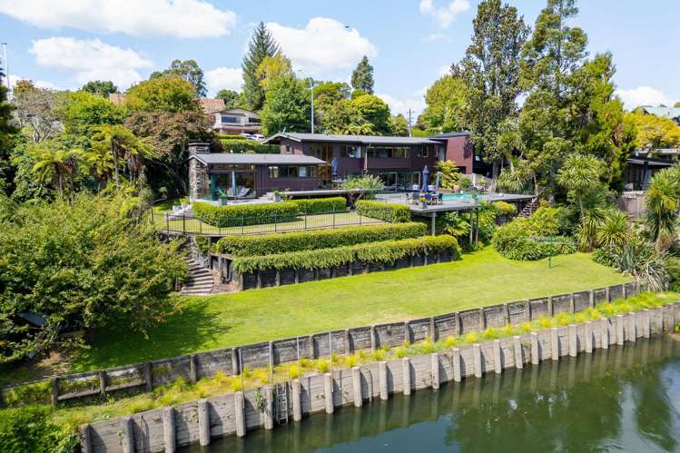 1033 River Road Queenwood_26