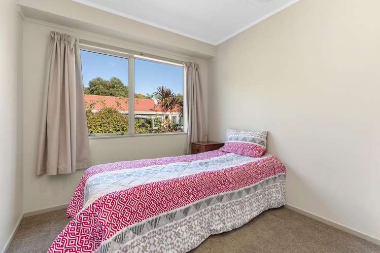 10 Poike Road Hairini_36