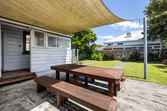 65 Wellesley Road Napier South_2