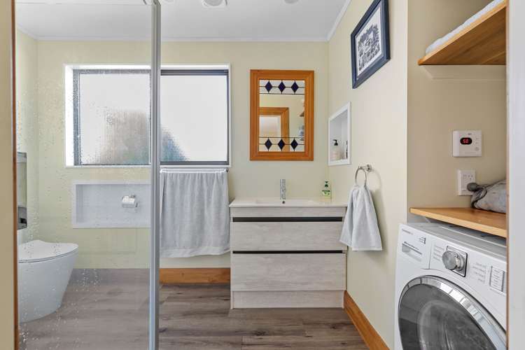 33 Pinedale Crescent Riversdale Beach_7