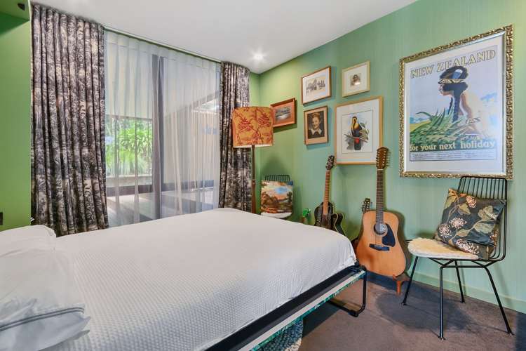 1833 East Coast Road Whakatiwai_21