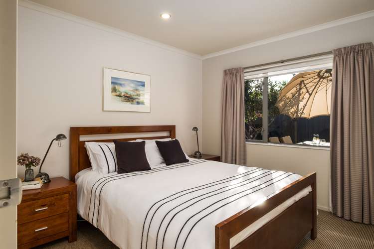 3 Pohutukawa Grove Lytton West_22
