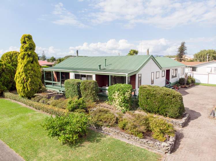 2 Hale Place Ngatea_21