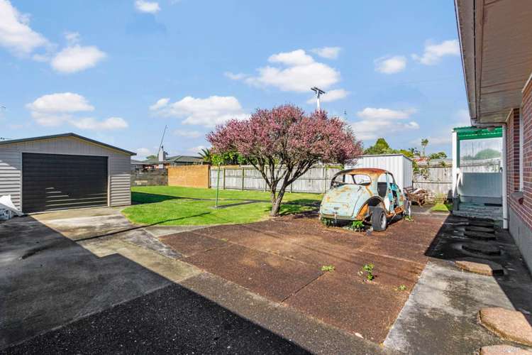 18 Taikata Road Te Atatu Peninsula_12