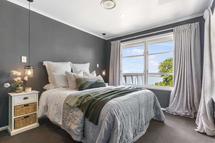 34 Aldersgate Road Hillsborough_10