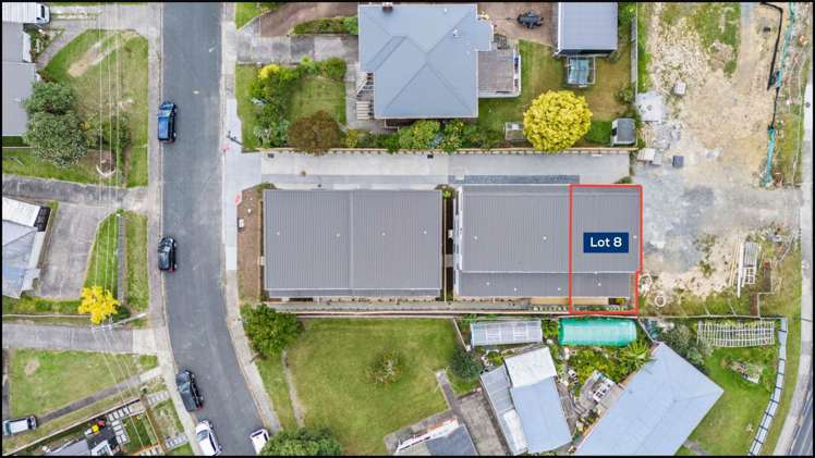 8/3 Milich Terrace Te Atatu South_10