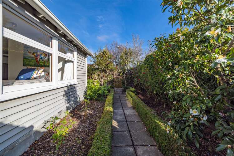 84 Saint Albans Street Saint Albans_12