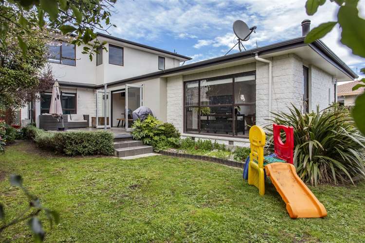 77 Bayswater Crescent_0