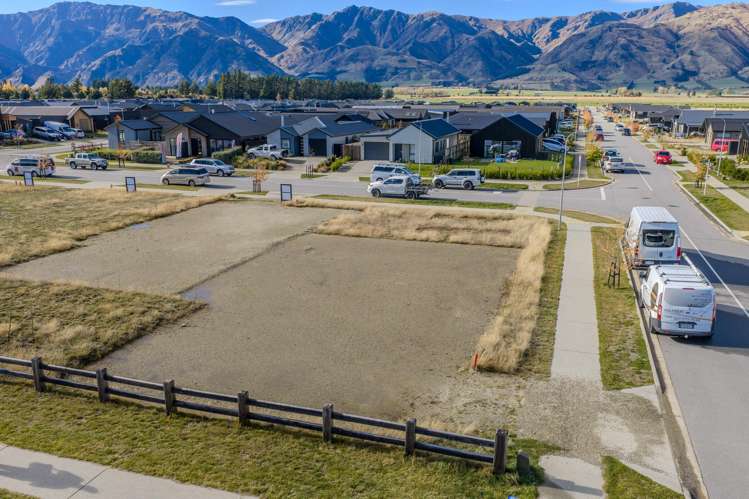 10 Pinn Street Lake Hawea_6