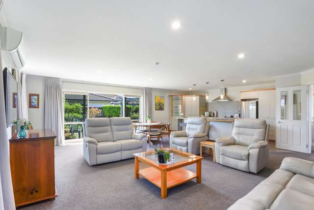 37 Holland Street Glenholme_2