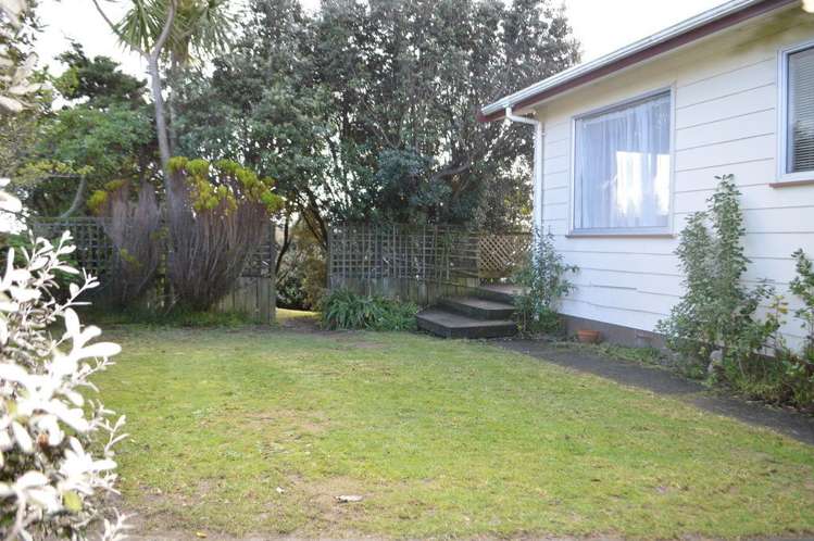 2 Moki Street Titahi Bay_19