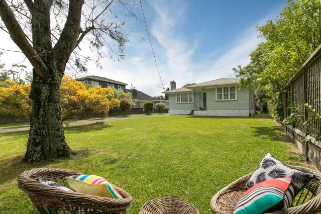 152 Atkinson Road Titirangi_1