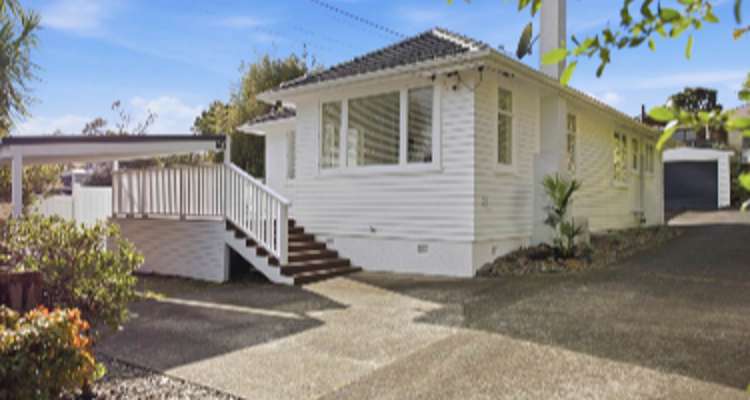 2/8 Arahoe Road_0
