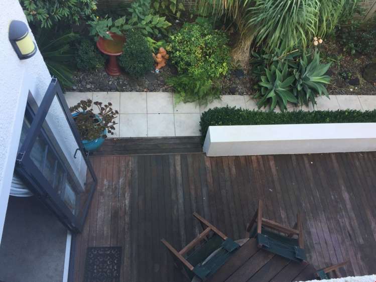 8 Villa Court Eastern Beach_21