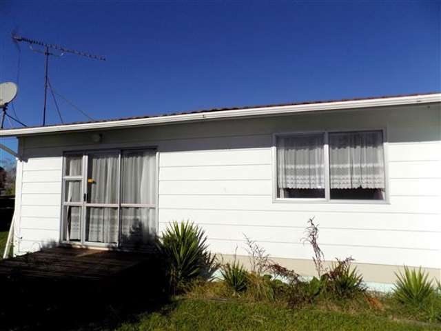 5unit Featon Road Waihi_2