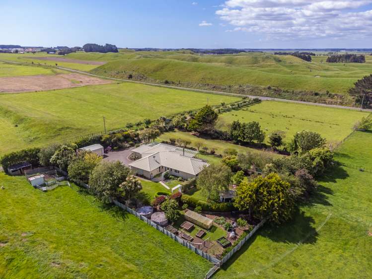 965 Koputaroa Road Koputaroa_6