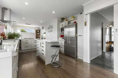 635 Queen Street East_3