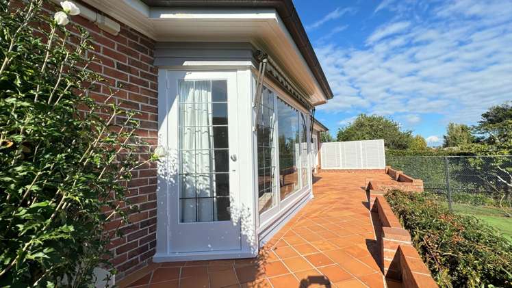 137 Long Drive St Heliers_9