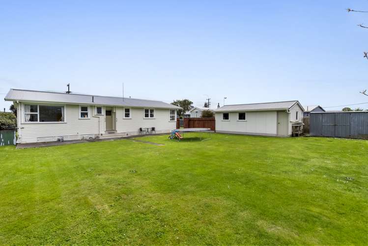 17 Grey Street Normanby_15