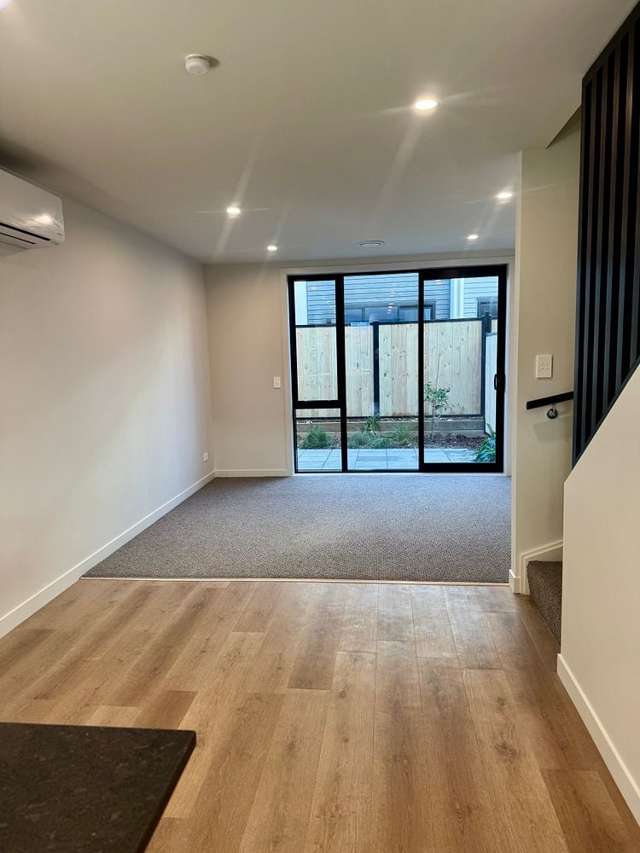 19/4 Campbell Street Karori_1