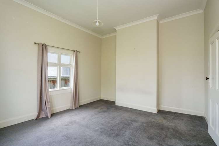 12 Avenal Street Avenal_19
