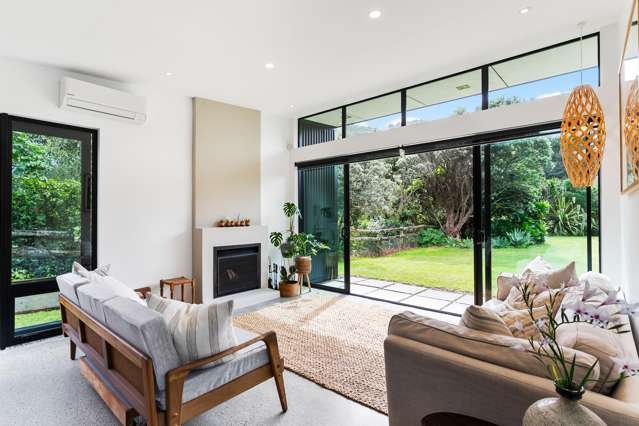 8 Erangi Place Bethells Beach_2