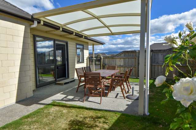 9 Ashmore Park Road Carterton_2