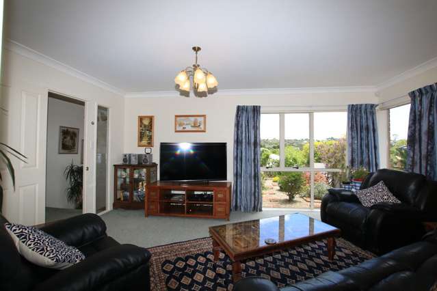 57 Danbury Drive Torbay_4