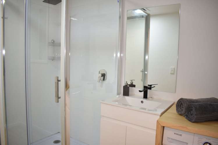 1/32 Akaroa Drive Maupuia_8