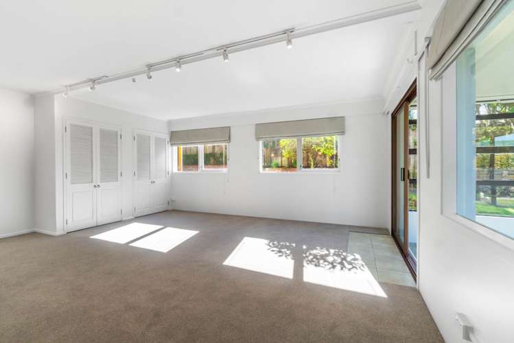 2/30 Saint Vincent Avenue Remuera_12
