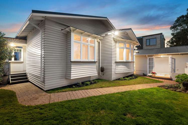 2a Hollywood Avenue Royal Oak_18