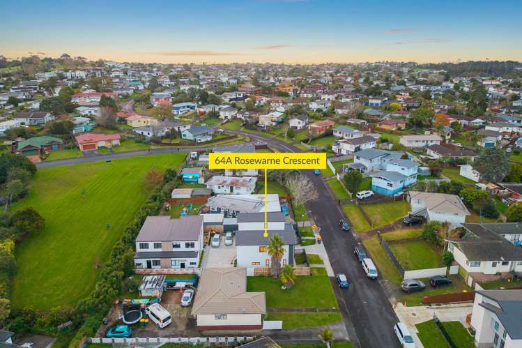 64A Rosewarne Crescent Glendene_16