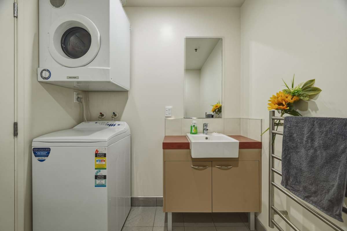 512/1193 Hinemoa Street_3