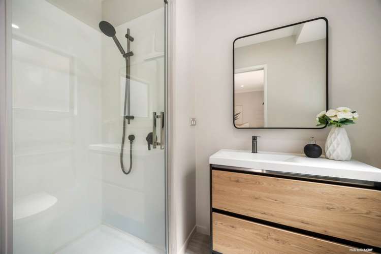 3 Saralee Drive Manurewa_15