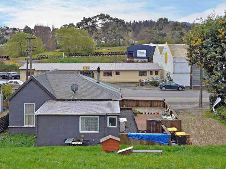 180 Main South Road Green Island_11