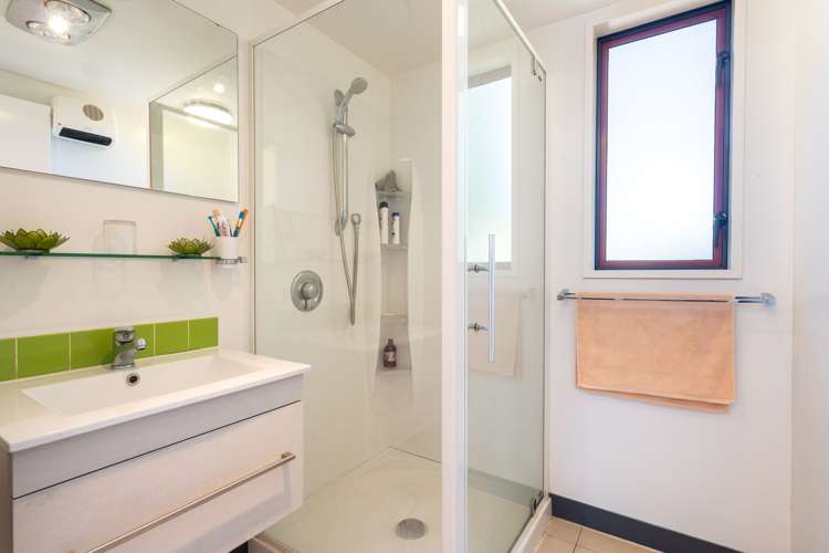 190 Blueskin Road Careys Bay_20