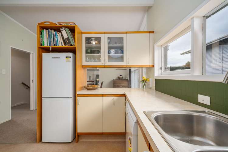 17 Silverbirch Grove Churton Park_3