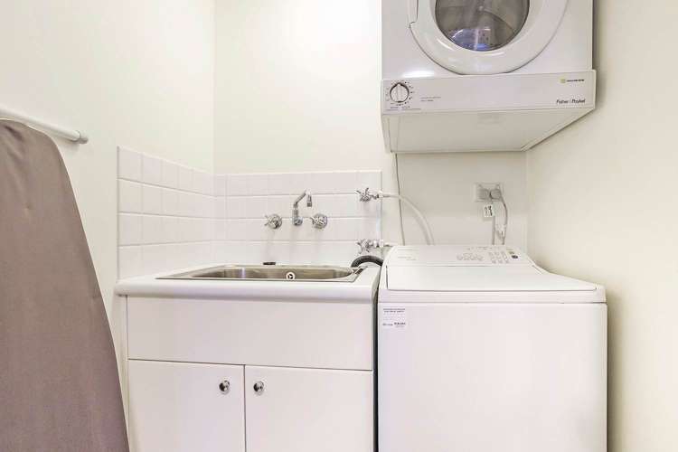 2106/8 Albert Street Auckland Central_13