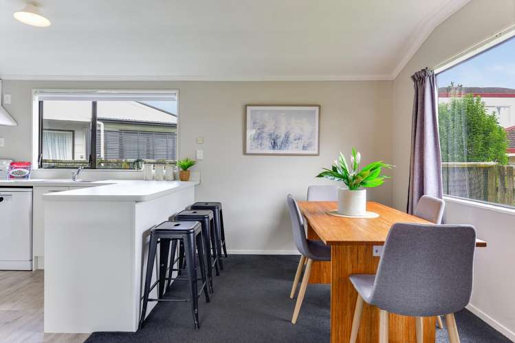 6/55 Tuhikaramea Road Dinsdale_7