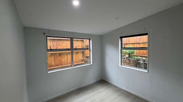2/55 Ennis Avenue Pakuranga Heights_6