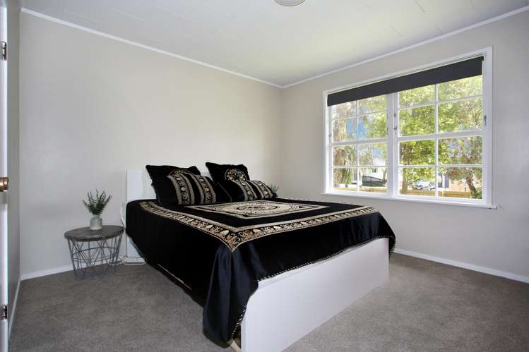 18 Burbank Avenue Manurewa_10