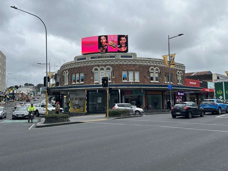 T2/270 Broadway Newmarket_2