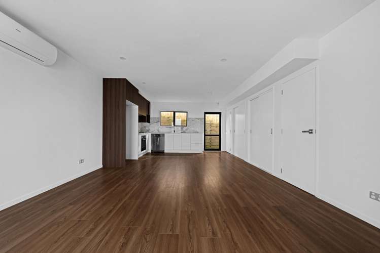 54E Parker Avenue_2