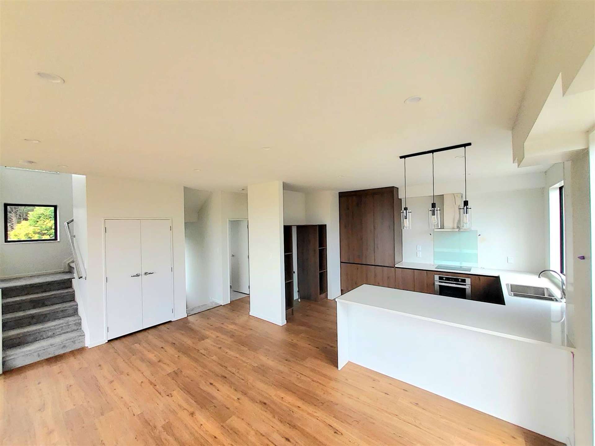 8 Timo Way Flat Bush_0